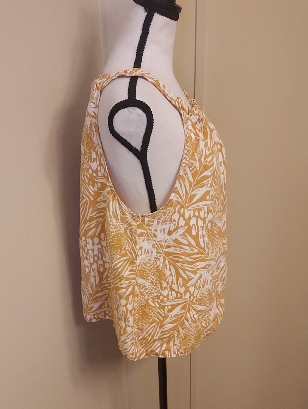 Christian Siriano Yellow and White Printed Tank Top - Picture 5 of 6